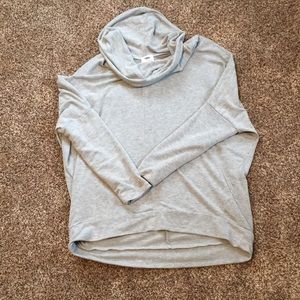Old Navy gray sweatshirt